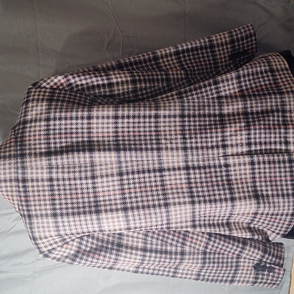 Talbot Jacket - Picture 3 of 6